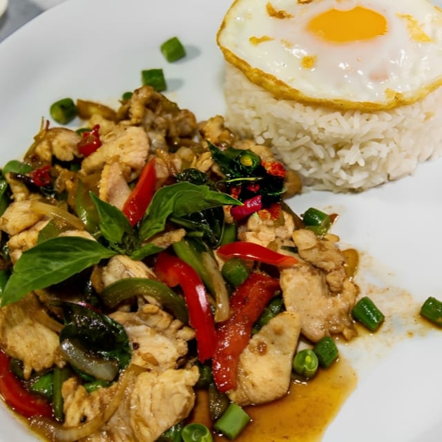 R6. KaPow Basil.